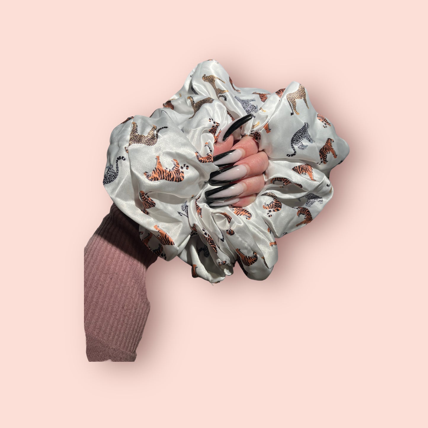 Big Scrunchie Energy